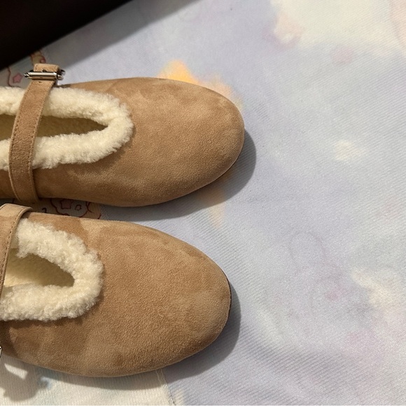 Alaia Fleece-Lined Mary Jane Shoes - Picture 5 of 7